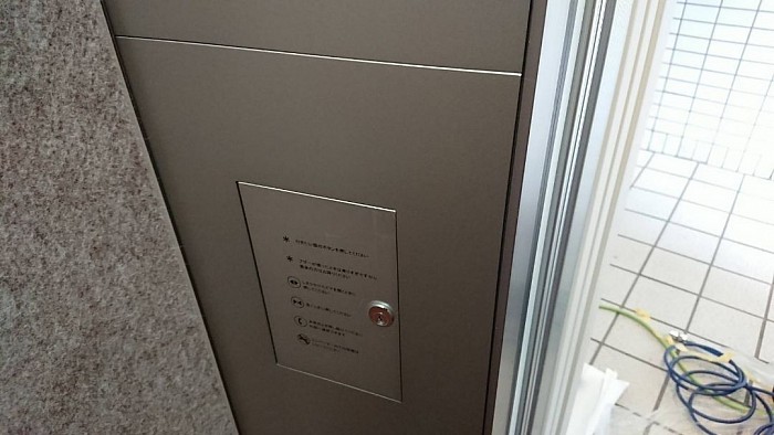 ウレタンクリアーで艶を調整して完了です。